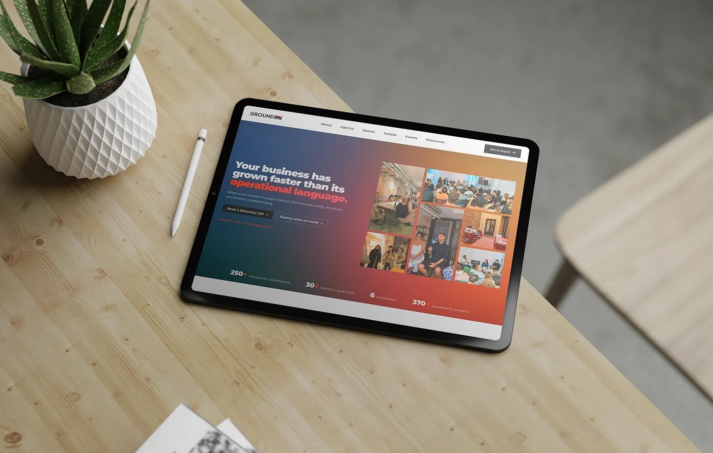 Sitio web de GroundInn diseñado por TAKUM — página principal